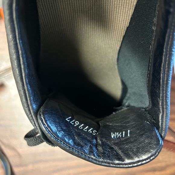 SAS Black Leather Oxfords - Picture 4 of 8